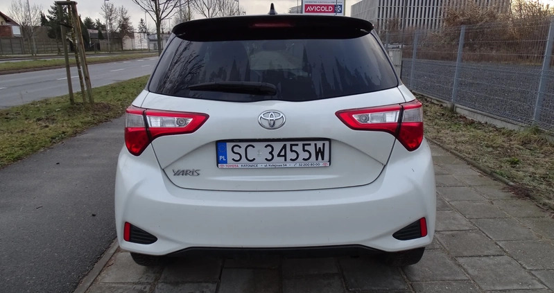 Toyota Yaris cena 44900 przebieg: 164426, rok produkcji 2019 z Częstochowa małe 154